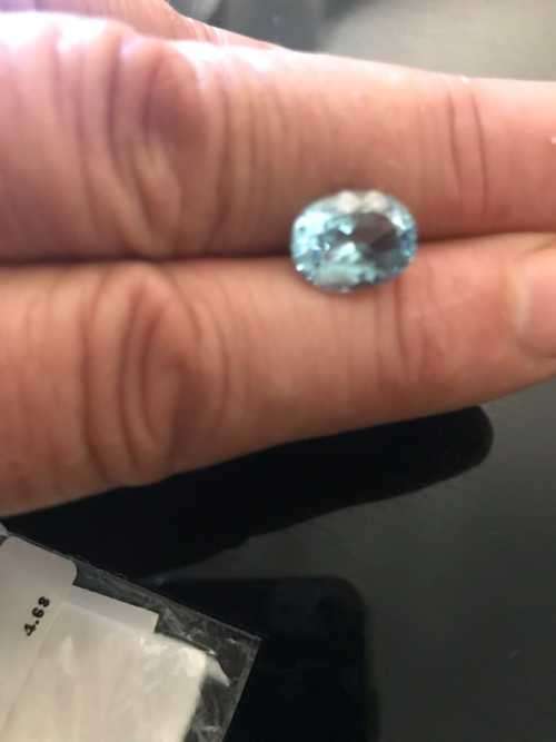 BLUE TOPAZ  4.68CT