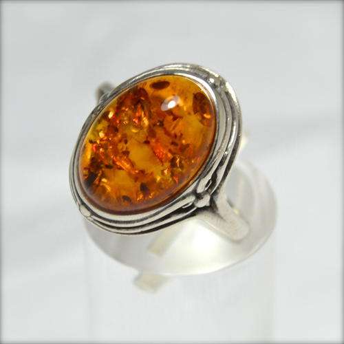 IMPORTED FROM EUROPE BALTIC AMBER,925 SILVER RING, SIZE 8,
