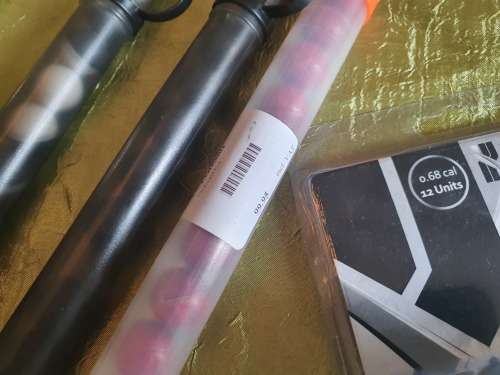 JT ER2 Paintball Pistol Kit + 30 Pepper Balls