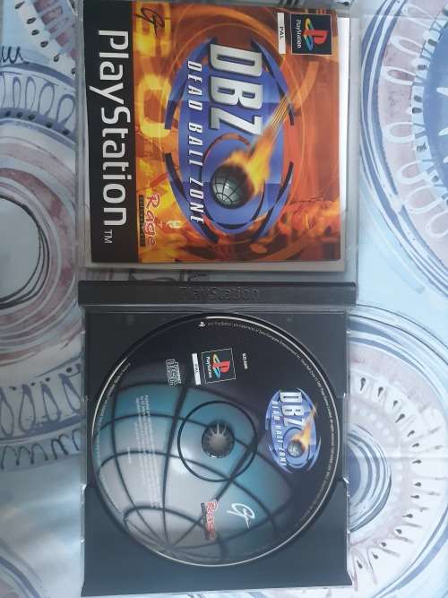 4 x PS1 Games