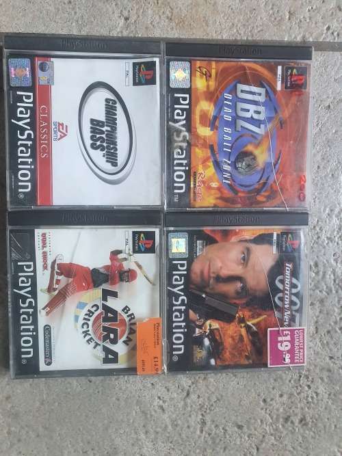4 x PS1 Games