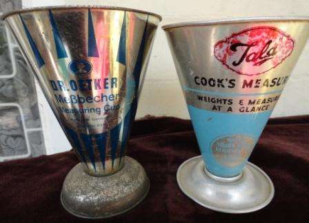 An English and German cook's measure side by side