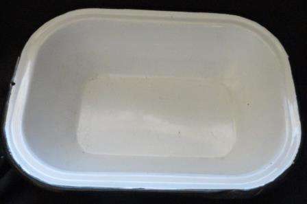 A clean white pie dish-