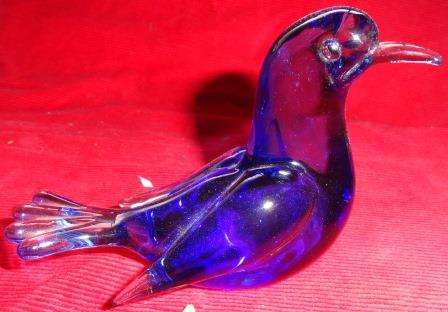A magnificent blue Murano bird with original label