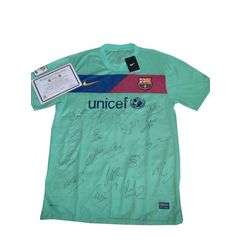 2010/2011 Barcelona Team signed Soccer Jersey +COA