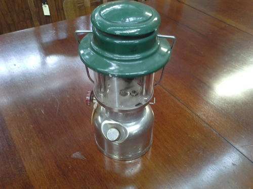 Coleman 339 Kerosene / Paraffin Lantern