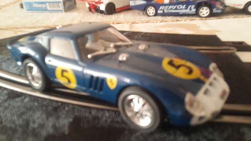 FERRARI 250 GTO (PINK CAR) 1/32 SCALE