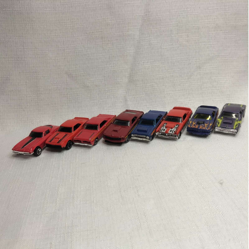 8 Hot Wheel Cars