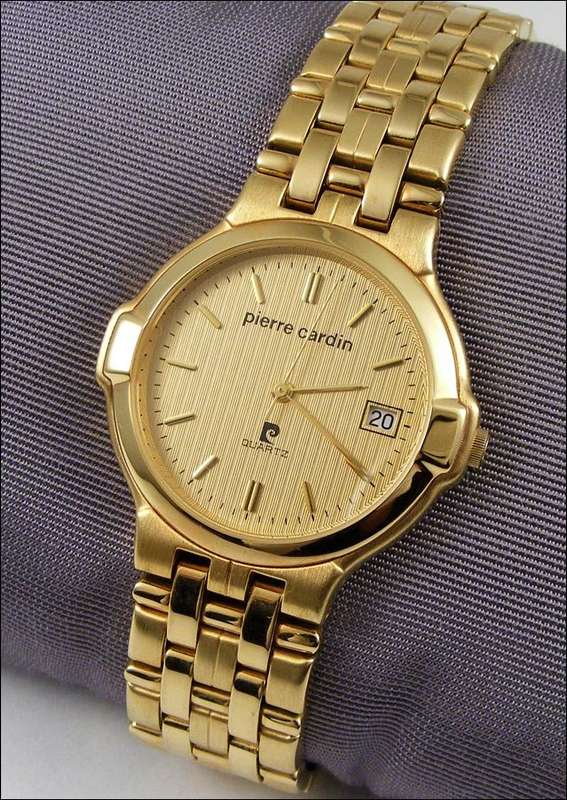 Stylish Pierre Cardin gold toned quartz - New store display item