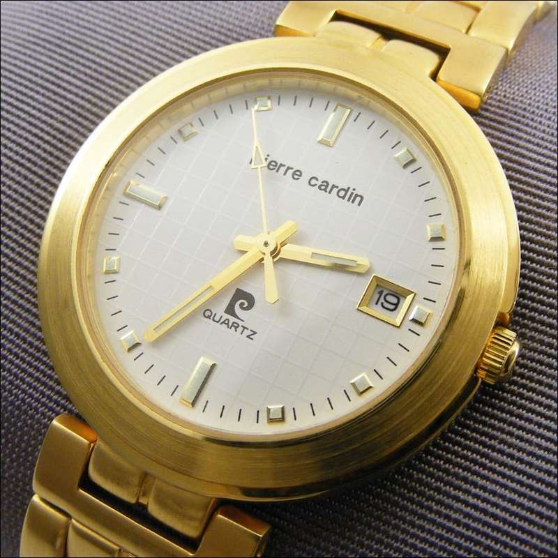 Stylish Pierre Cardin gold toned quartz - New store display item