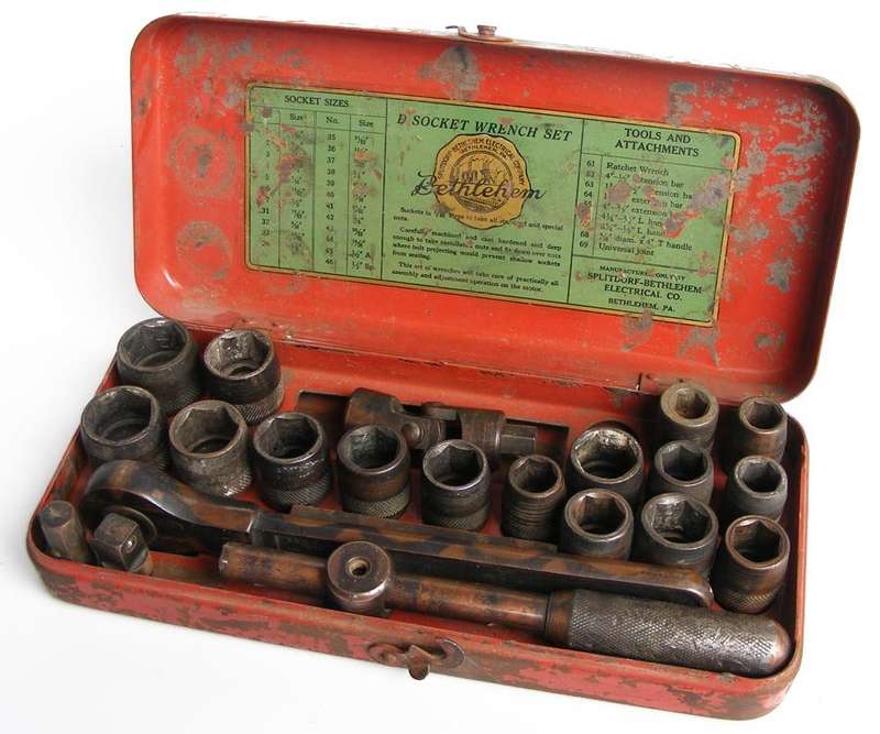 Vintage/antique Bethlehem USA made socket set in original case