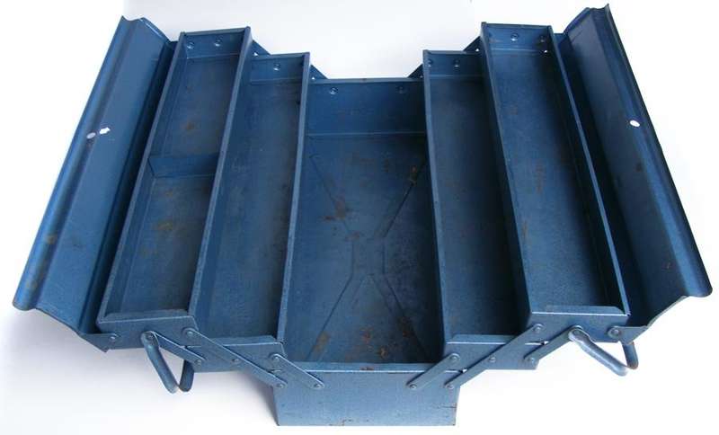 Professional quality like Gedore steel 4 tier toolbox in good condition