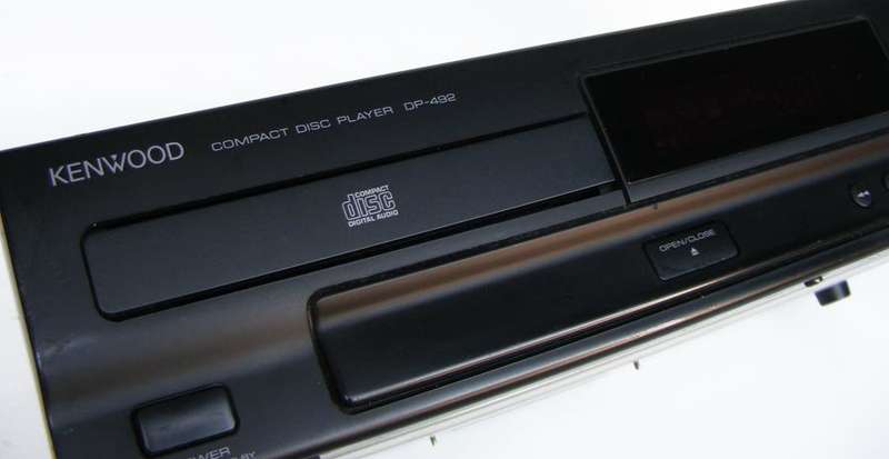 Vintage KENWOOD compact disc player - good and working condition - Japn