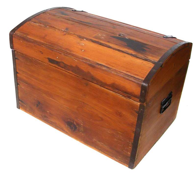 Vintage/Antique Oregon Domed Lid Chest/Kist