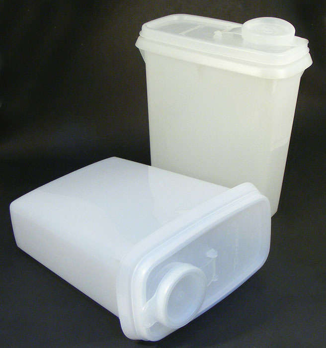 2x Genuine Tupperware containers made in Belgium - Both for one bid!