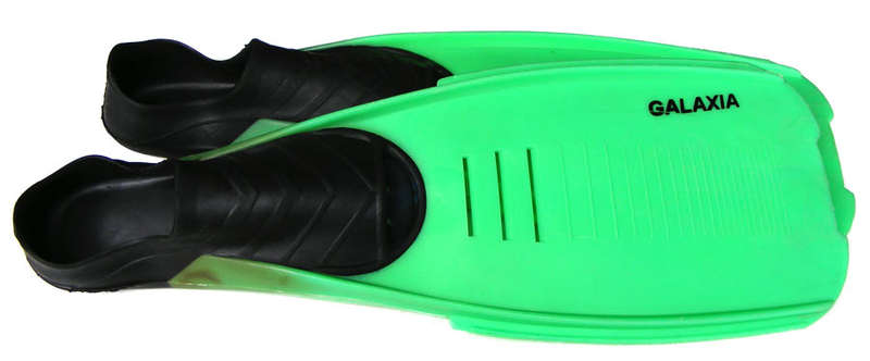 Set of  Galaxia Flippers/Fins - Made in Italy - in good useable condition - size 7-8