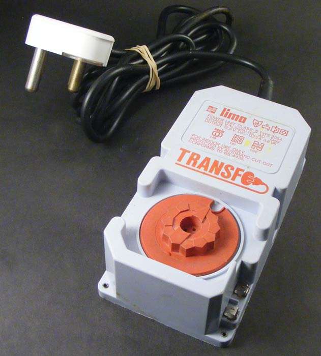 Lima HO / O / N Guage Transformer 12.5V DC