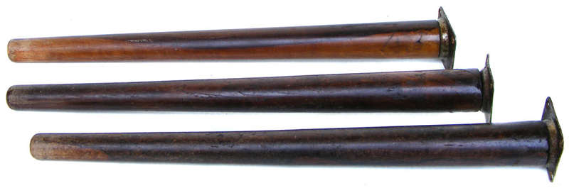 Set of 3 antique side table legs/feet - with screw on metal brackets