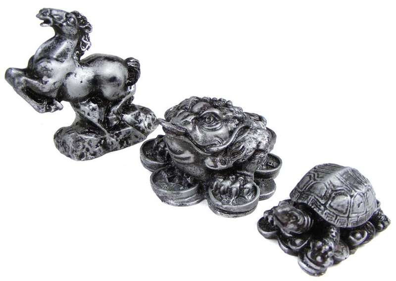 Chinese Money Turtle, frog and horse fugurines - Solid antiquated resin - as new