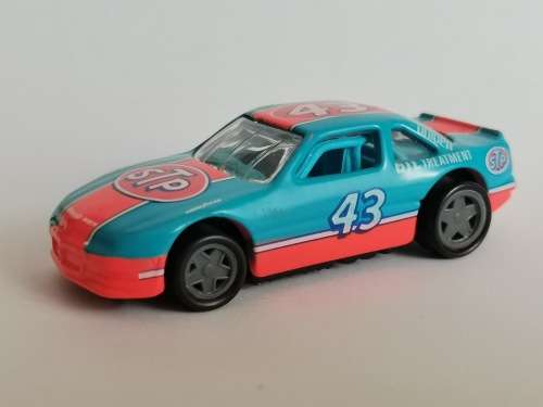 Hotwheels Pontiac - STP Racing livery - Un-carded, hard to find model