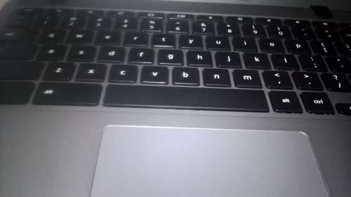 ACER 11 C731 11.6` Touchscreen Laptop 4GB RAM 32GB eMMC HDD -Chromebook