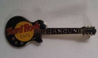 HARD ROCK CAFE CANCUN BADGE