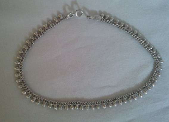 PRETTY SILVER ANKLE CHAIN