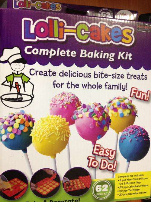 2 ON AUCTIONS !!! Party Lolli Cakes complete Baking Kit