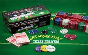 2 ON AUCTIONS !!! Texas Hold'em 200 Piece 'all-in-one' Poker