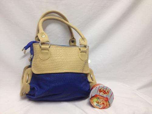 1 ON AUCTIONS !! PrittyFancy Handbags
