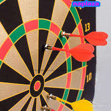 1 ON AUCTIONS !!! Dart Board
