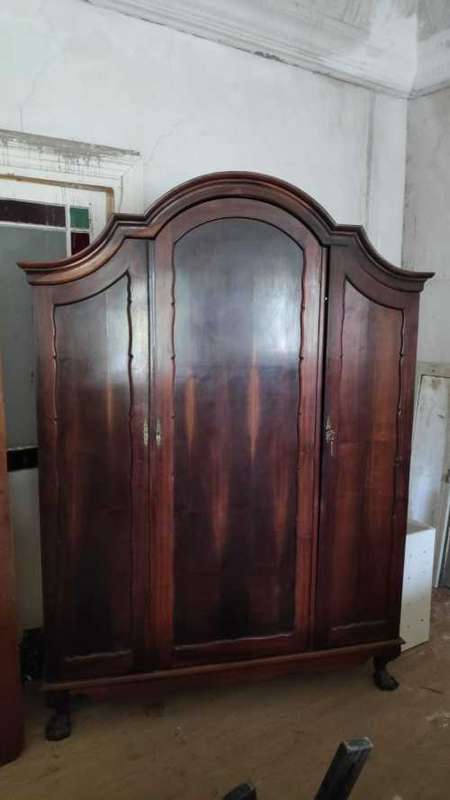 Armoire