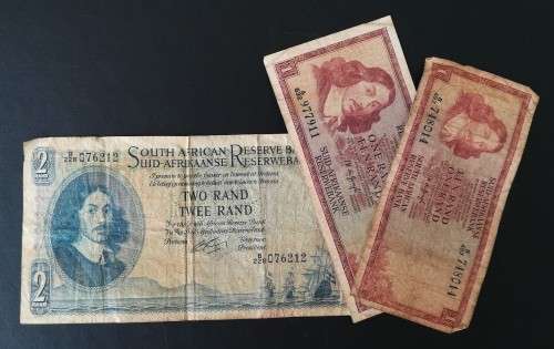 Two Rand Note (1 + 1 = 2)