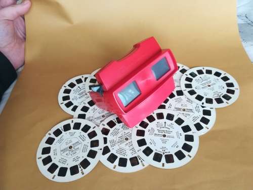 Vintage View Master - 3D Image Viewer - Model J - with x11 various Reel Wheels included
