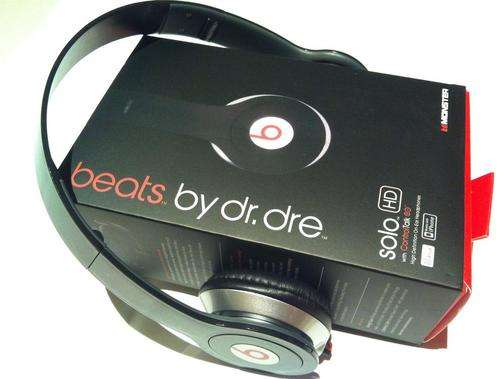 Solo Beats by dr. dre. ==12 hour auction==
