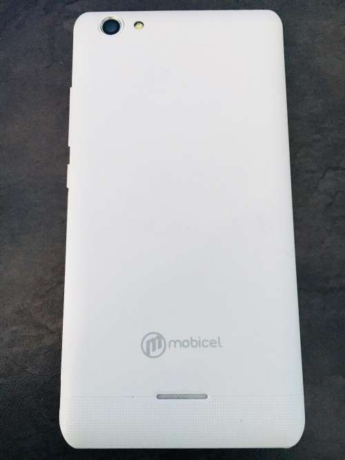 Mobicell SHIFT 5" - White