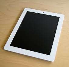 APPLE iPAD 2 / 16GB / WHITE / VERY GOOD CONDITION / + 3G WiFi STYLUS