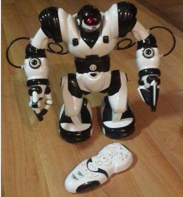 Wowwee Robosapien