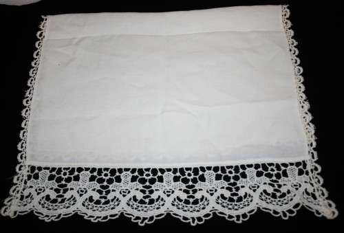 WOW !! 2 X (LARGE) VINTAGE HANDMADE TABLE RUNNERS ! LOOK !!