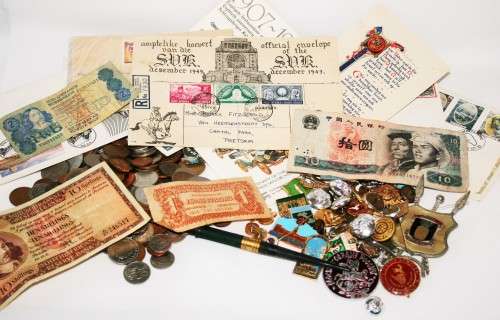 VINTAGE LOT COLLECTION OF COINS , BADGES ETC !!! LOOK !!!