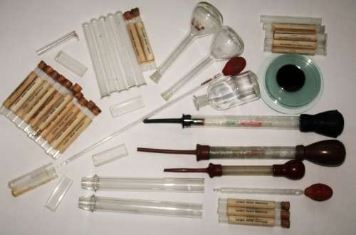 *LABORATORY* LARGE COLLECTION OF VINTAGE GLASS LAB EQUIPMENT ! WOW !!