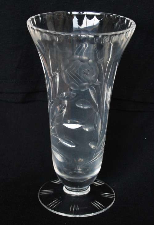 *ROSE CUT CRYSTAL* WOW !! VINTAGE GENUINE ROSE CUT CRYSTAL VASE ! LOOK !!