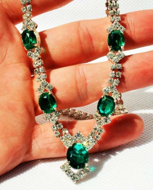 *NECKLACE* WOW BEAUTIFUL 1950 VINTAGE LADIES BLING NECKLACE ! LOOK ! STATEMENT PIECE !