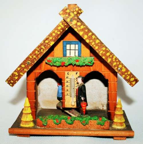 *GERMAN THERMOMETER HOUSE* BEAUTIFUL VINTAGE GERMAN MADE THERMOMETER HOUSE ! LOOK!