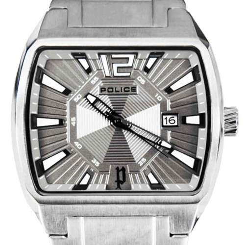 *BRAND NEW POLICE WATCH *BRAND NEW POLICE ANALOG WATCH IN BOX ( R3668.00 VALUE )