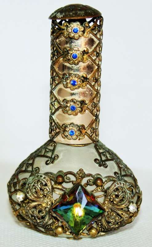 *PERFUME BOTTLE*ANTIQUE FILIGREE AND GEMSTONE PERFUME BOTTLE !