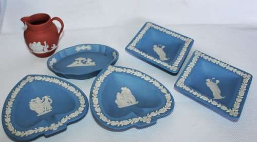*WEDGWOOD" GENUINE LOT OF WEDGWOOD ITEMS , NO DAMAGE AT ALL!!