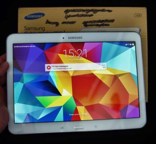 *SAMSUNG*WOW!GOOD SIZE SAMSUNG GALAXY TAB 4 255.8MM ! ALMOST BRAND NEW !IN VERY GOOD CONDITION !!