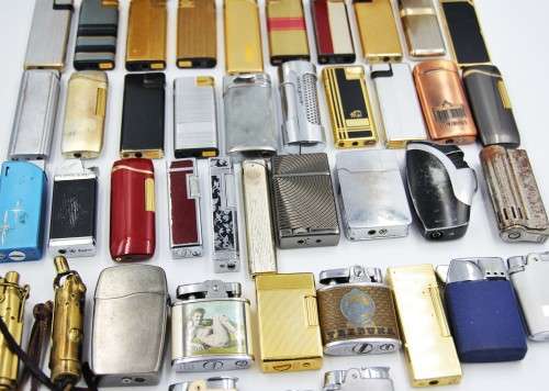 *SMOKERS LOT*WOW!! LARGE COLLECTION OF 41 X LIGHTERS AND 3 X CIGARETTE CASES !