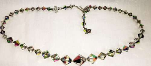 RARE CRYSTAL NECLACE ! A REAL STUNNER !!